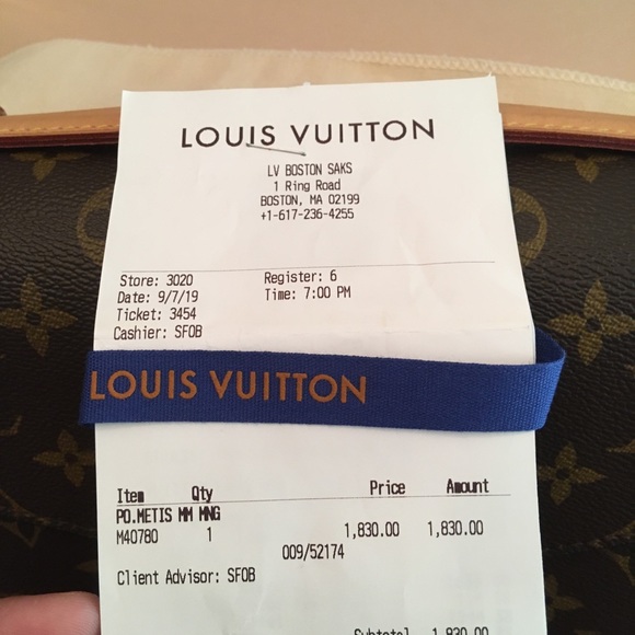 SOLD LV Pochette Metis Monogram - Picture 10 of 15